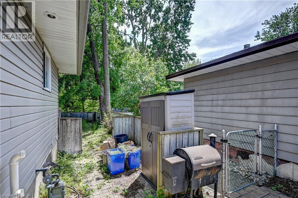 525 Fallingbrook Drive, Waterloo, ON