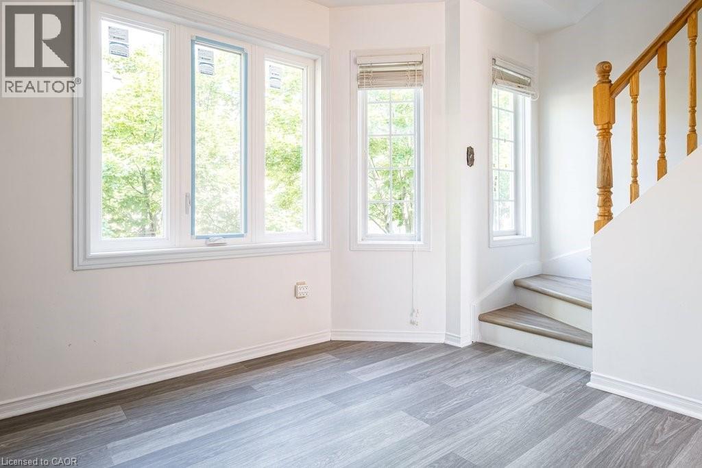 266 Limeridge Road E Unit# 10, Hamilton, ON - Indoor Photo Showing Other Room