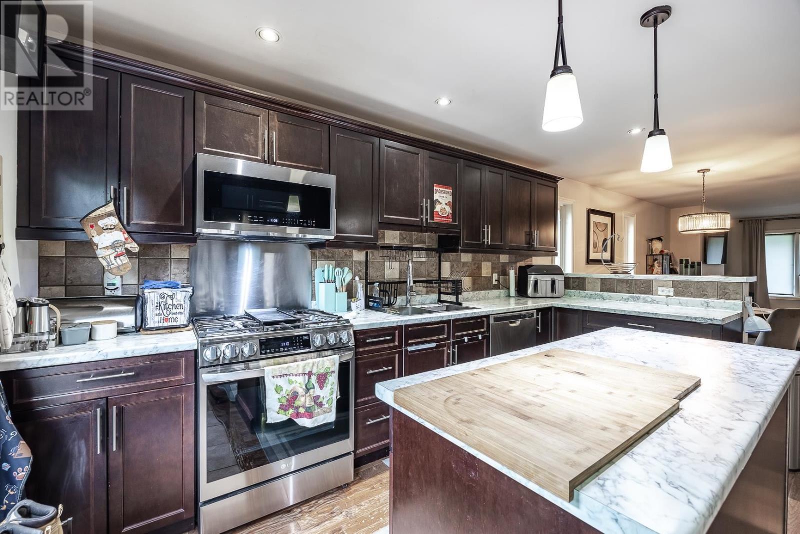 151 Walnut St, Sault Ste Marie, ON