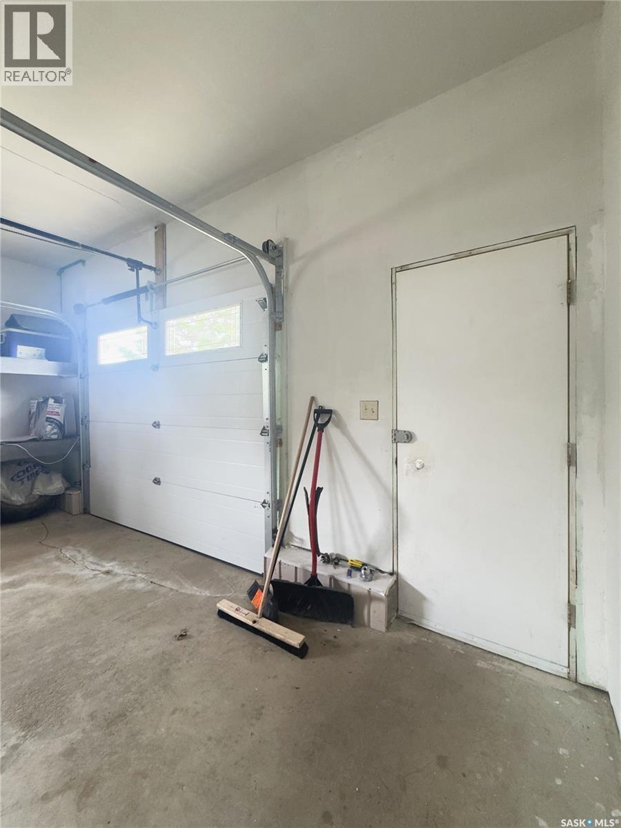 4010 1St Avenue E, Waldheim, SK