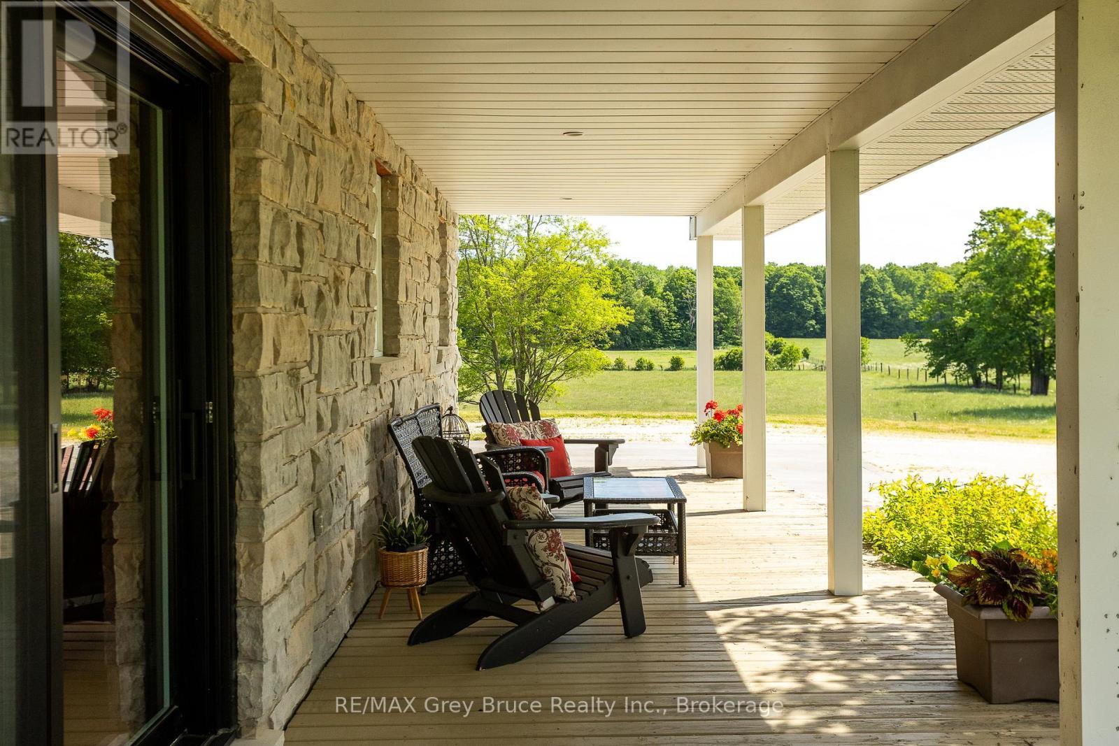 122152 Sideroad 12, Georgian Bluffs, ON
