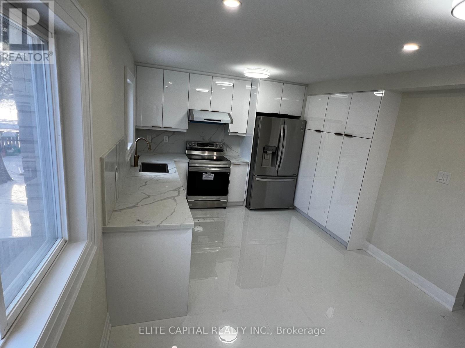 7 Ursa Star Way, Toronto, ON