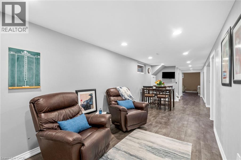 1083 Melton Drive, Mississauga, ON