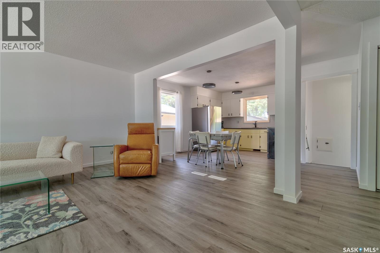 2314 Dewdney Avenue E, Regina, SK