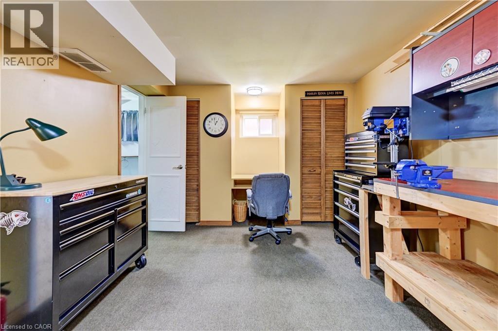 3 Parkland Crescent, Kitchener, ON