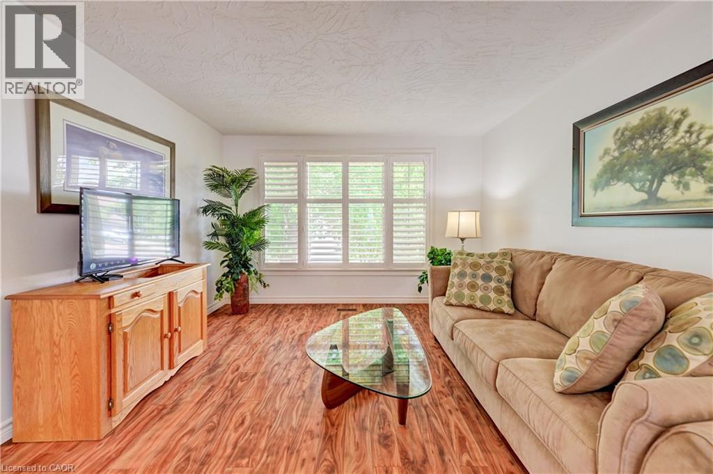 3 Parkland Crescent, Kitchener, ON