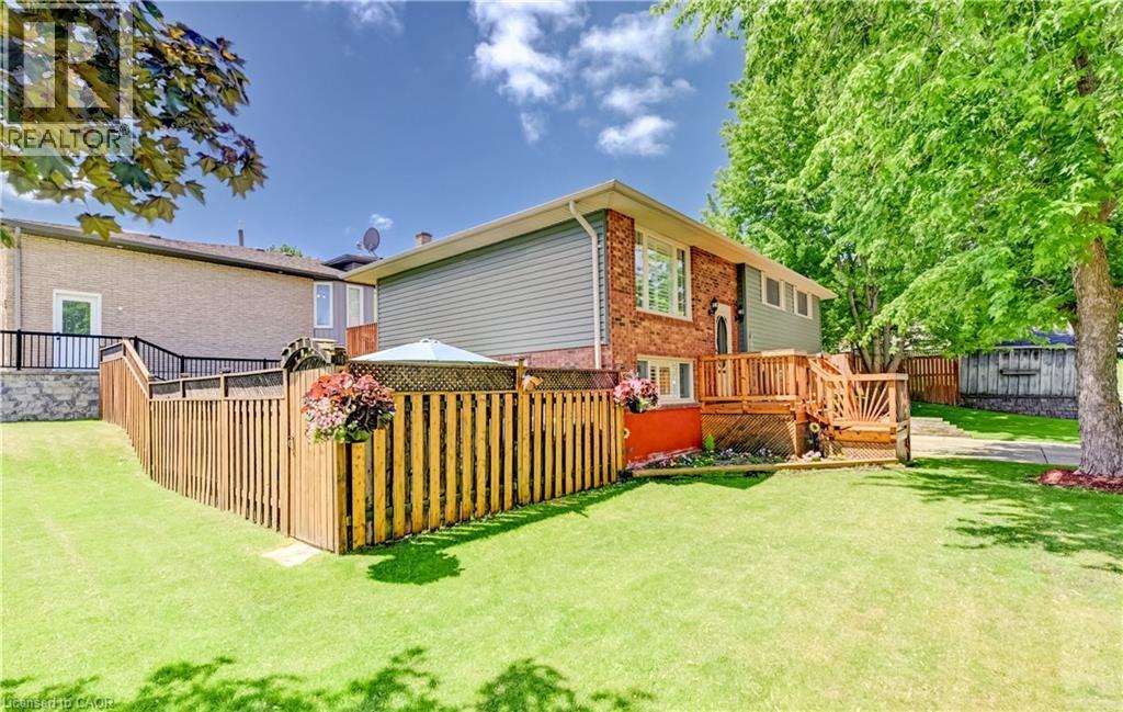 3 Parkland Crescent, Kitchener, ON