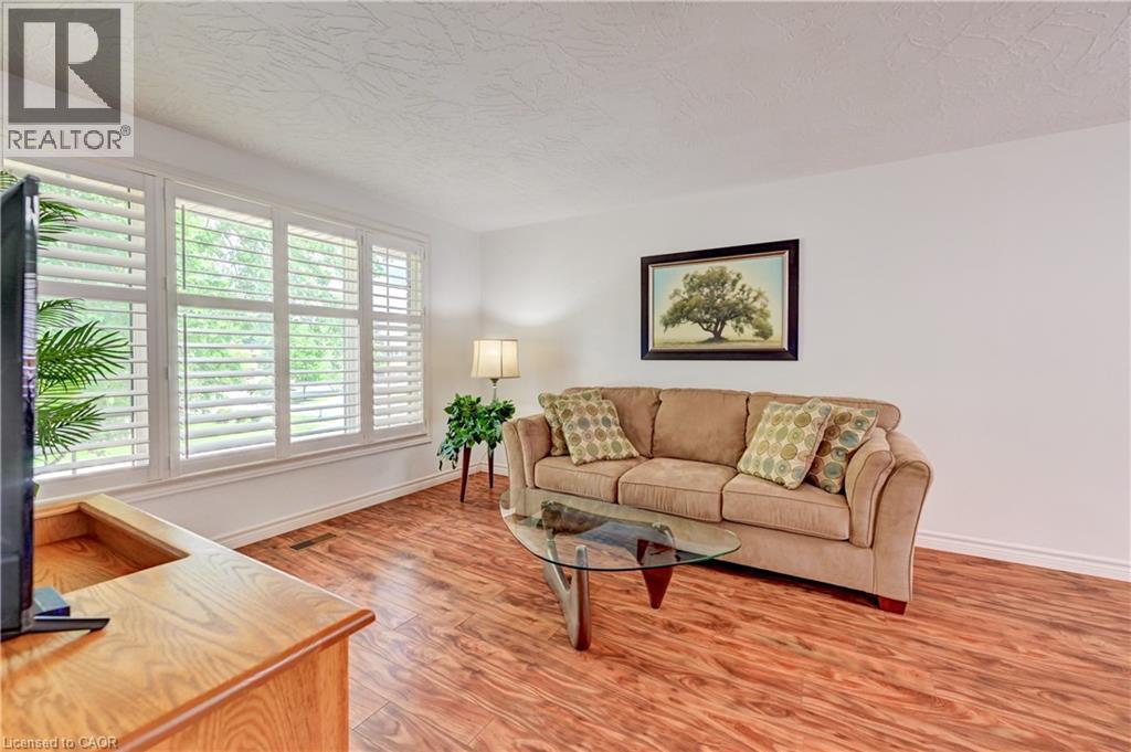 3 Parkland Crescent, Kitchener, ON