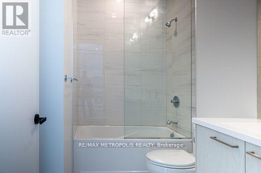 621 - 28 Interchange Way, Vaughan, ON
