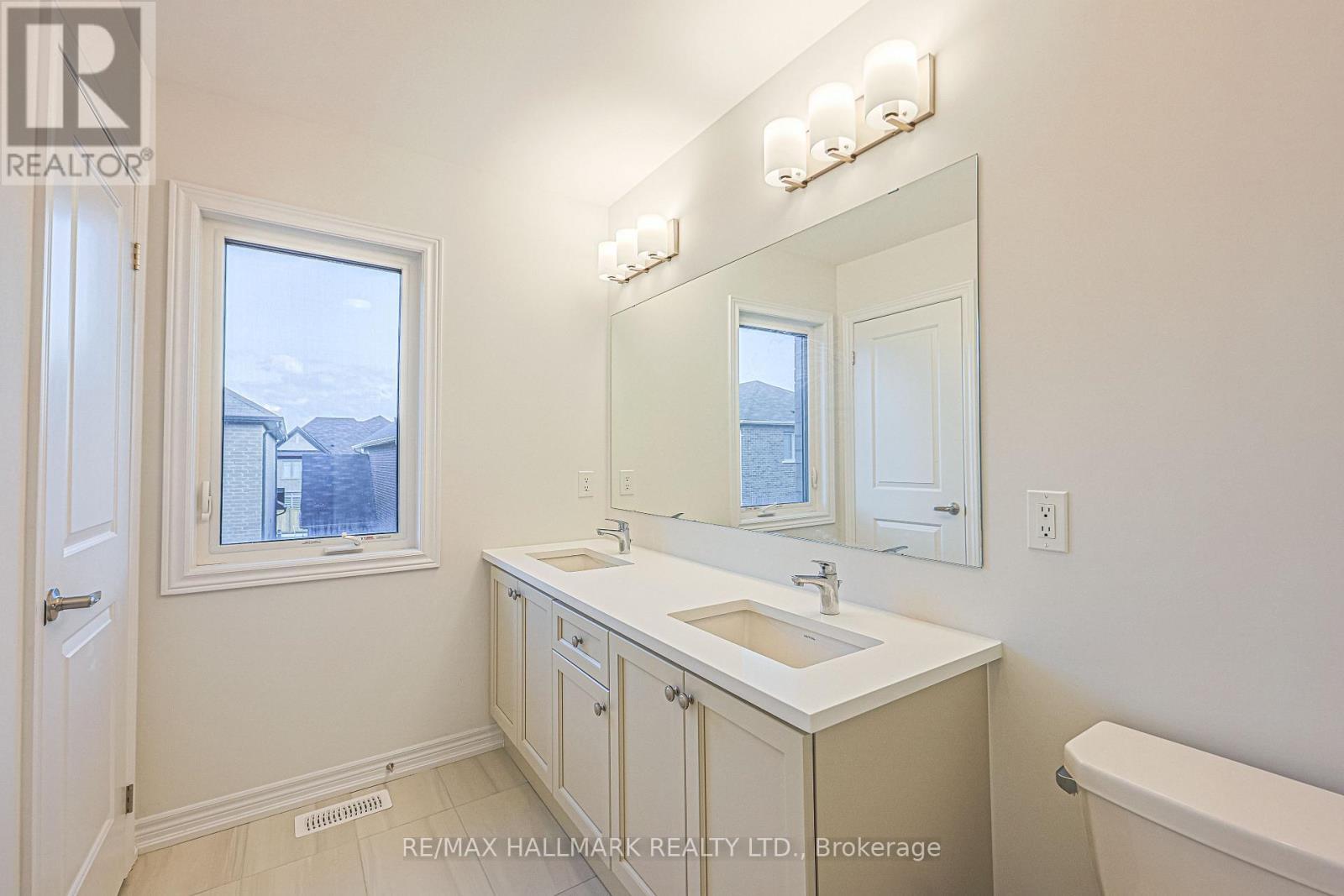 43 Seedling Crescent, Whitchurch-Stouffville, ON