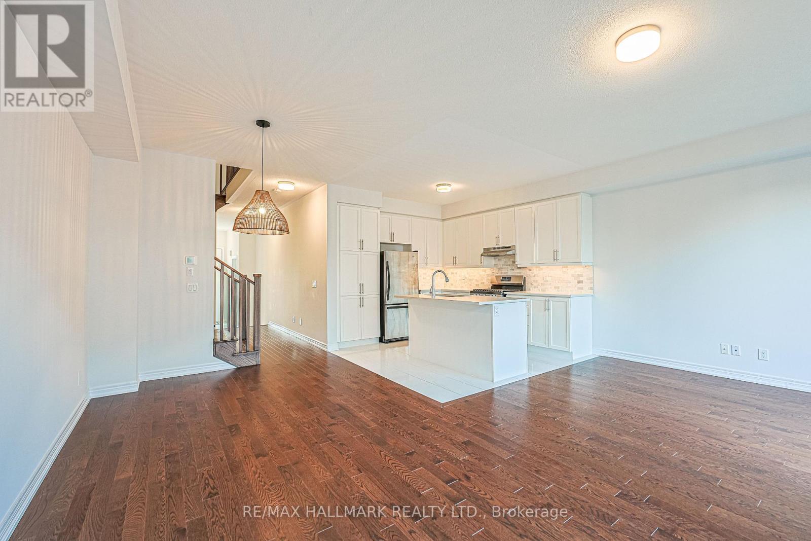 43 Seedling Crescent, Whitchurch-Stouffville, ON
