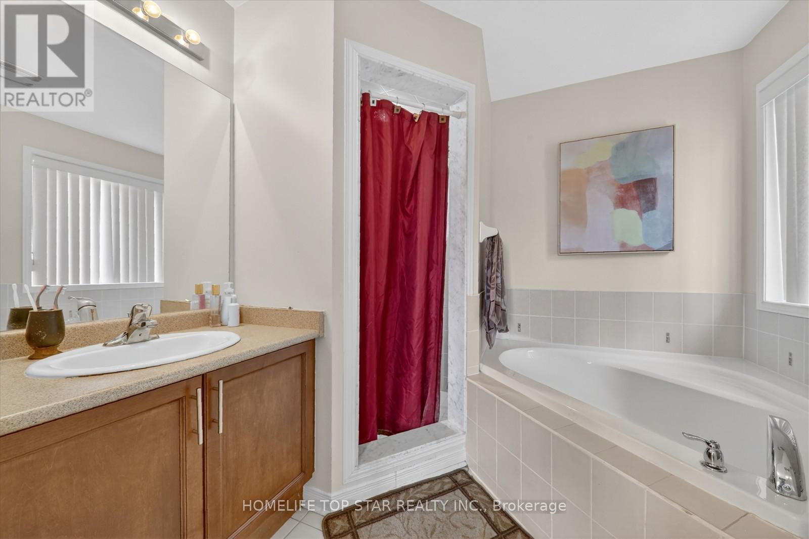 27 Lahore Crescent, Markham, ON