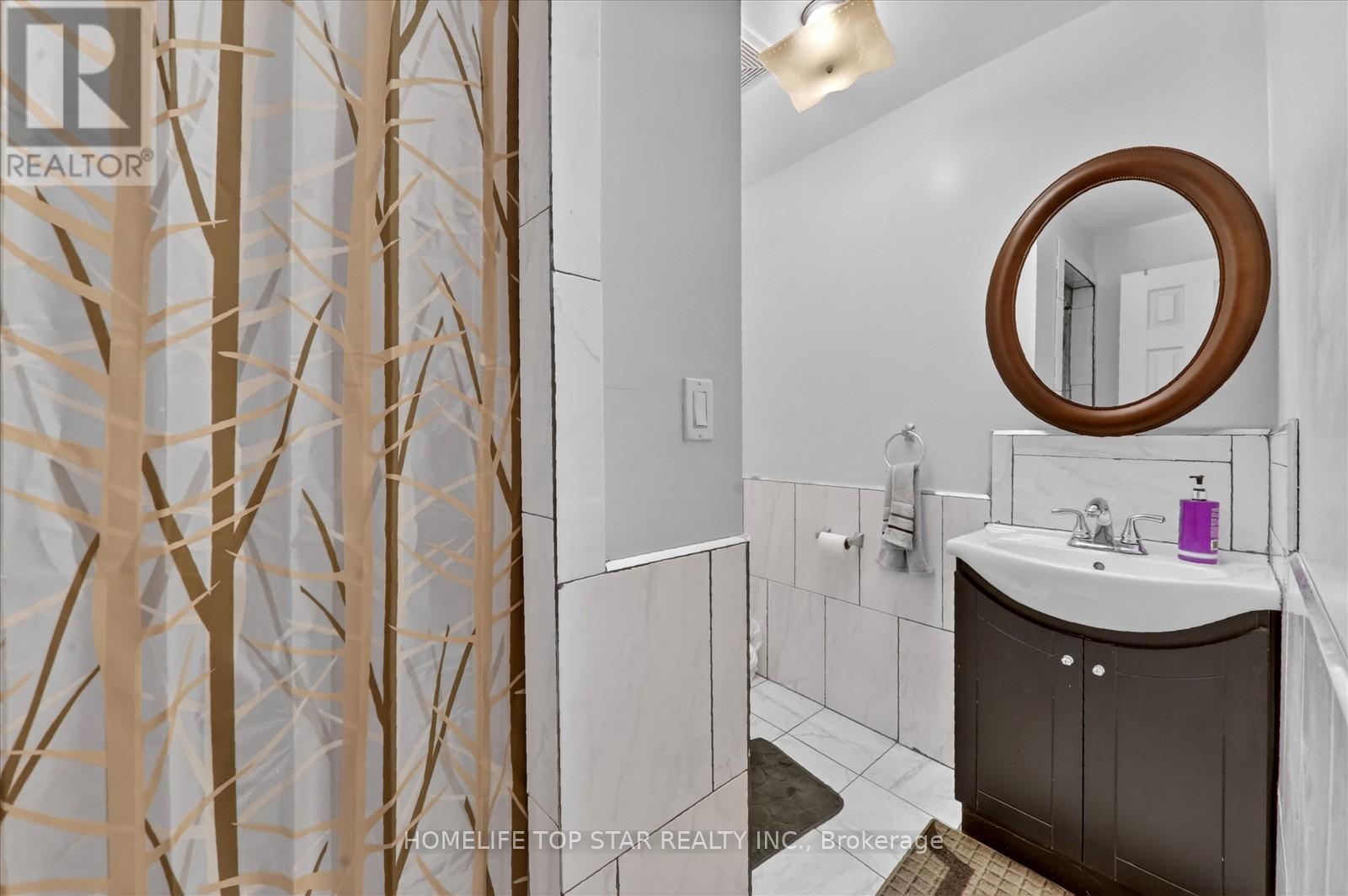 27 Lahore Crescent, Markham, ON