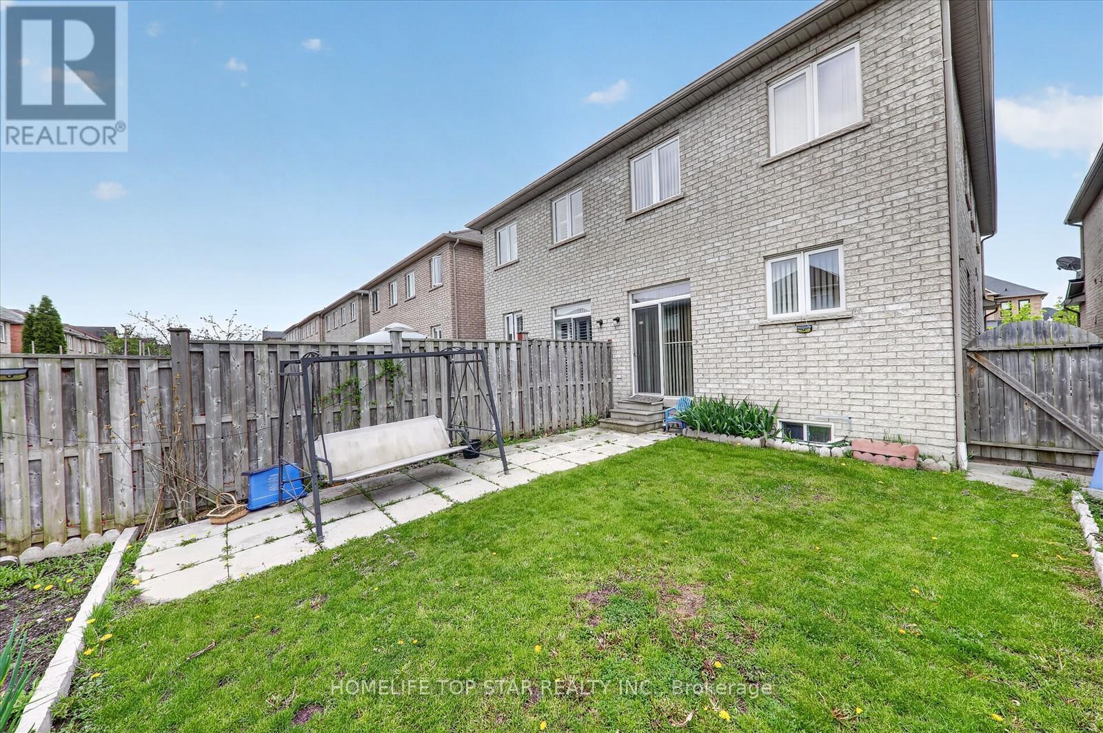 27 Lahore Crescent, Markham, ON