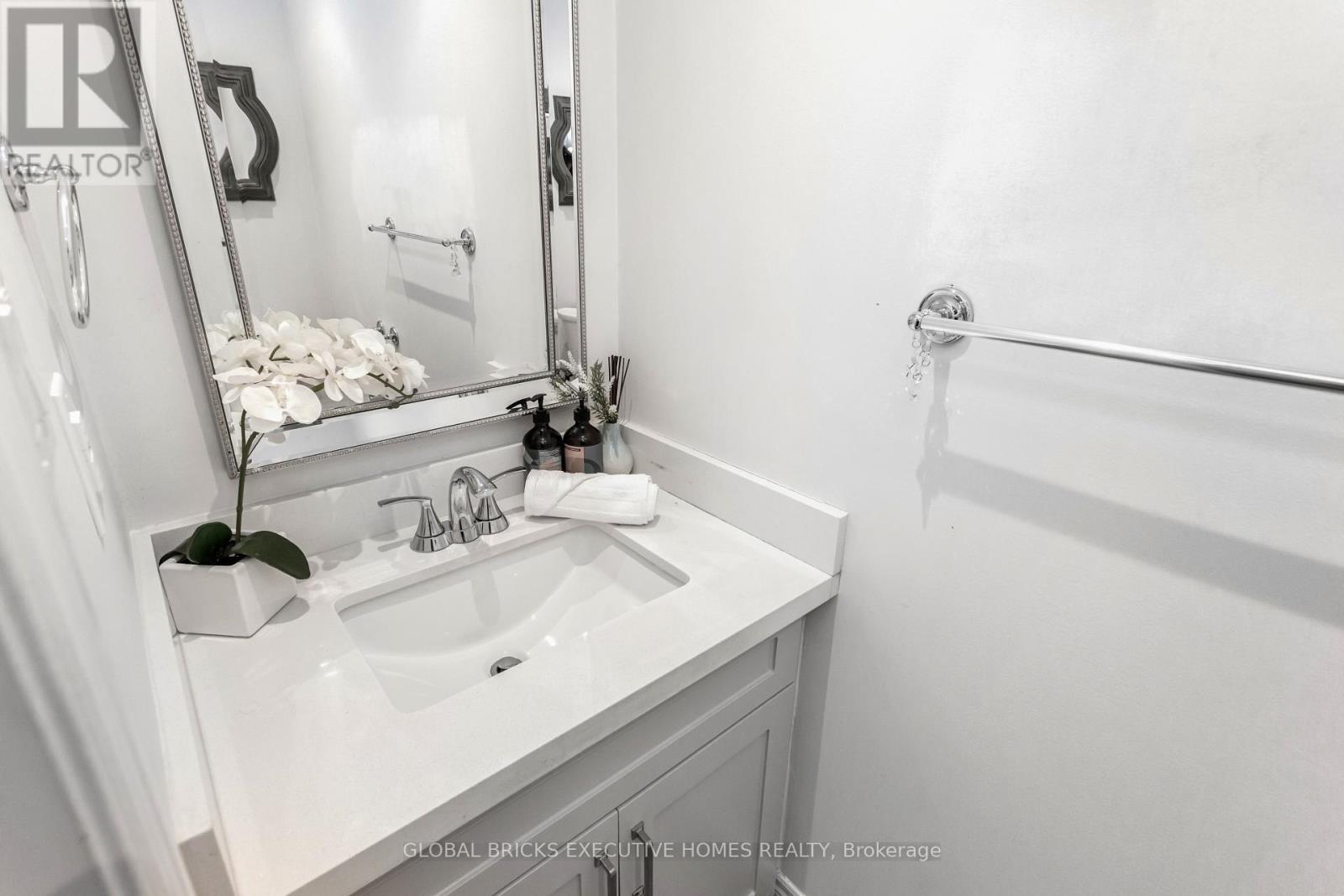 3218 Alpaca Avenue, Mississauga, ON