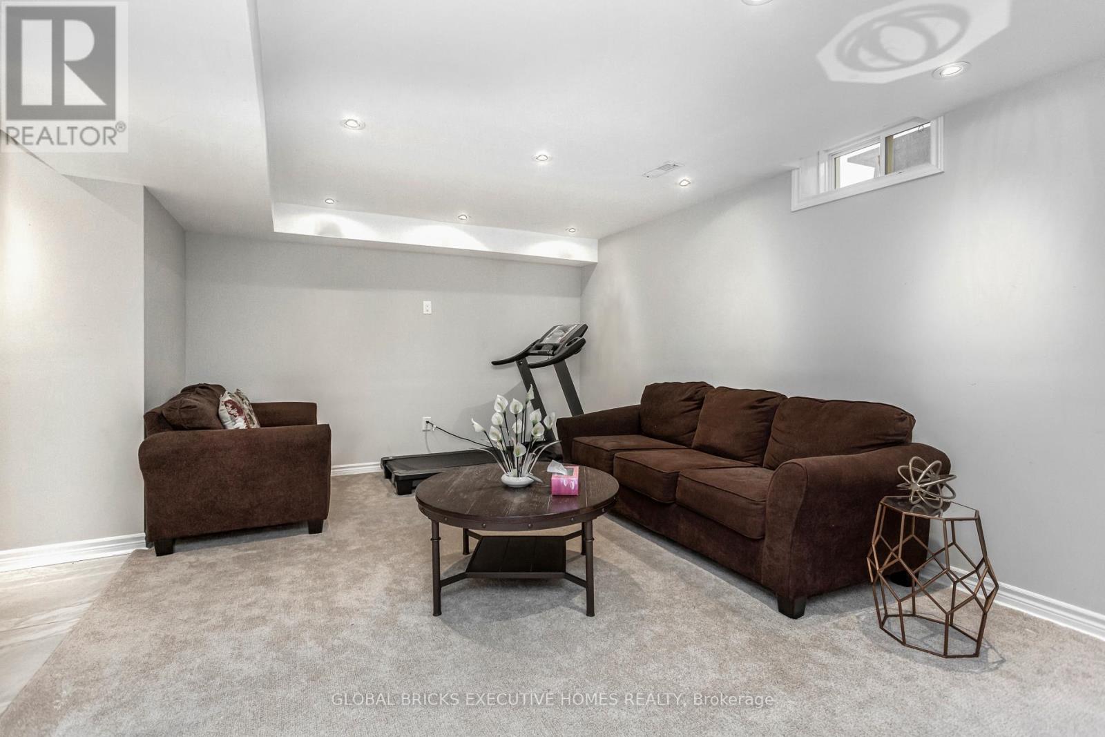3218 Alpaca Avenue, Mississauga, ON