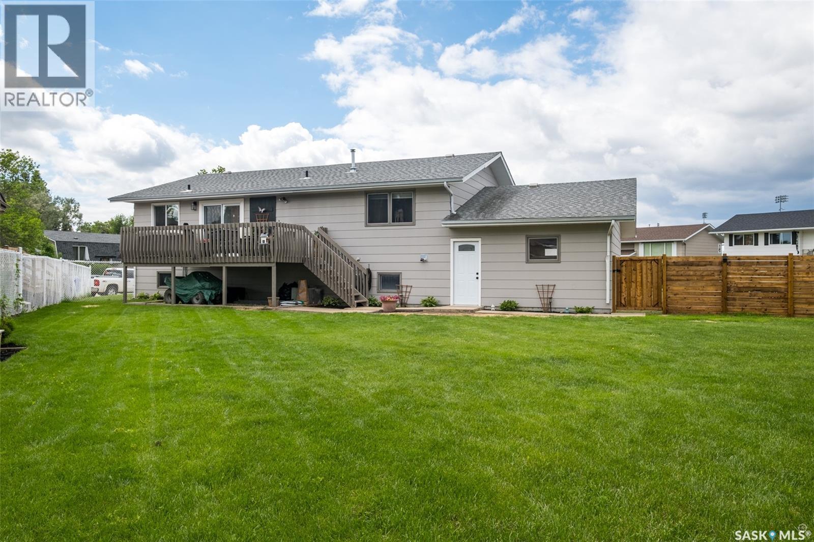 934 King Place, Prince Albert, SK