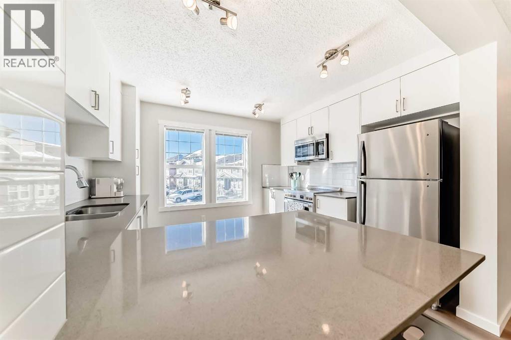 272 Cranbrook Square Se, Calgary, AB