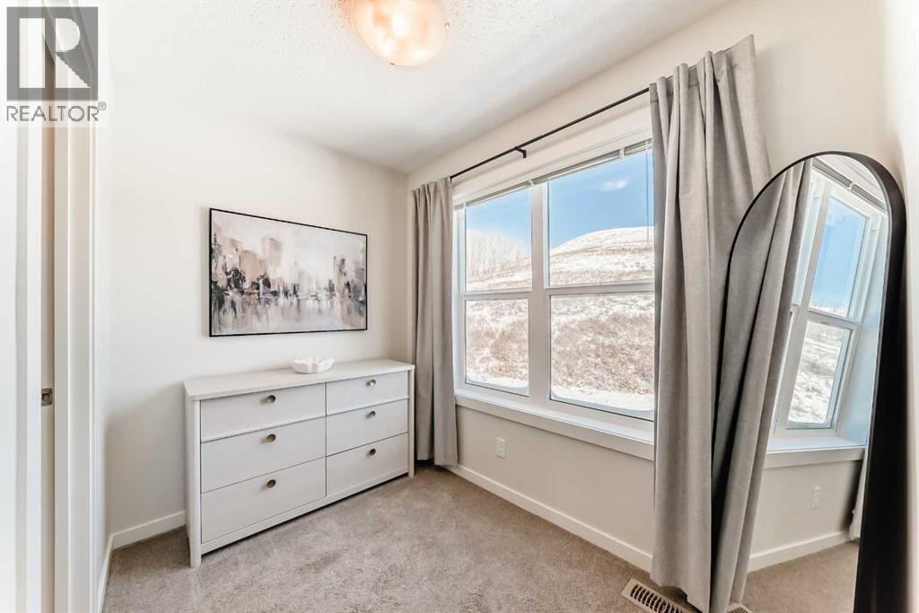272 Cranbrook Square Se, Calgary, AB