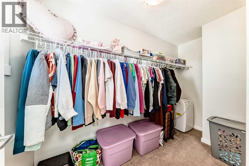 272 Cranbrook Square Se, Calgary, AB