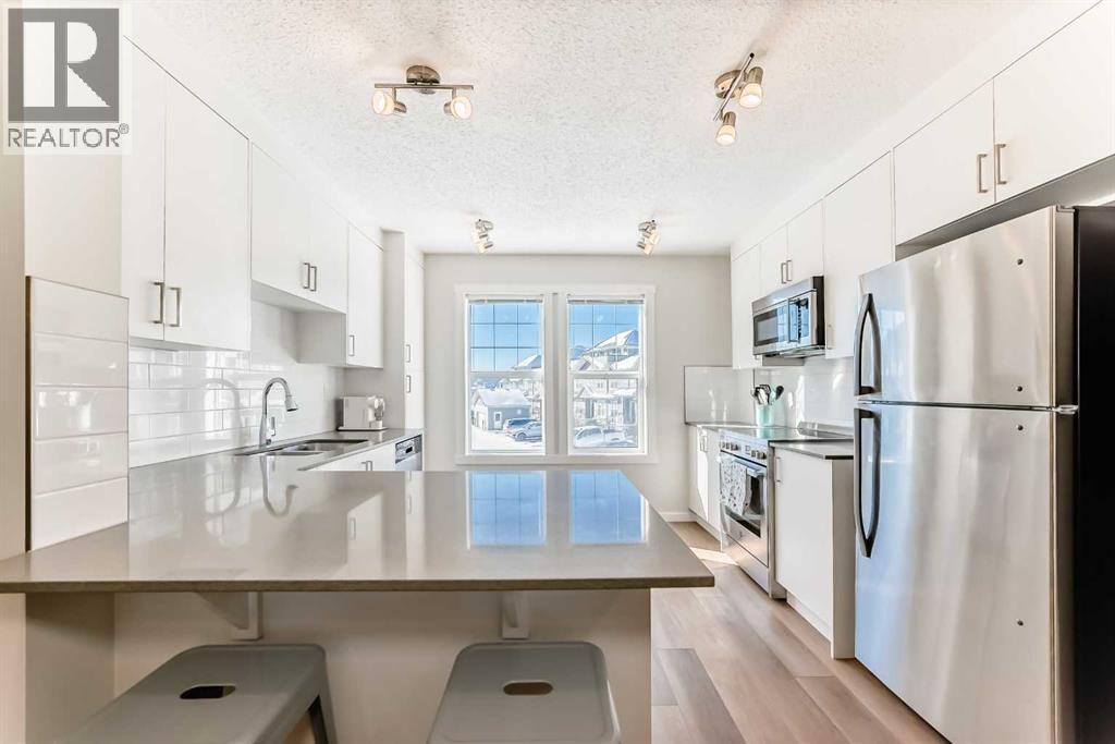 272 Cranbrook Square Se, Calgary, AB