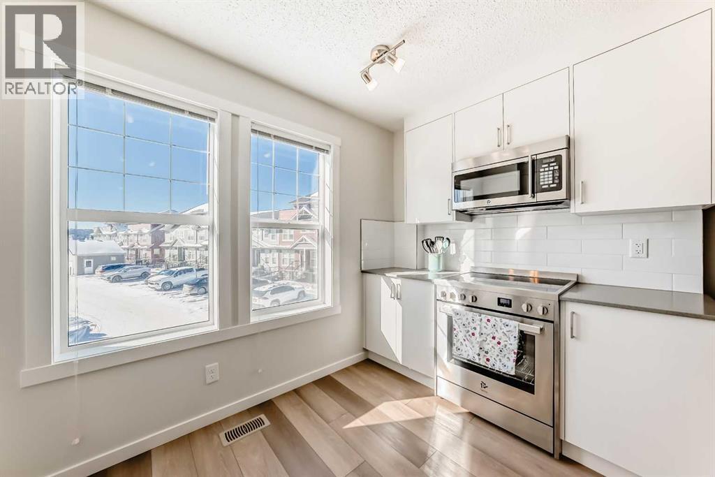 272 Cranbrook Square Se, Calgary, AB