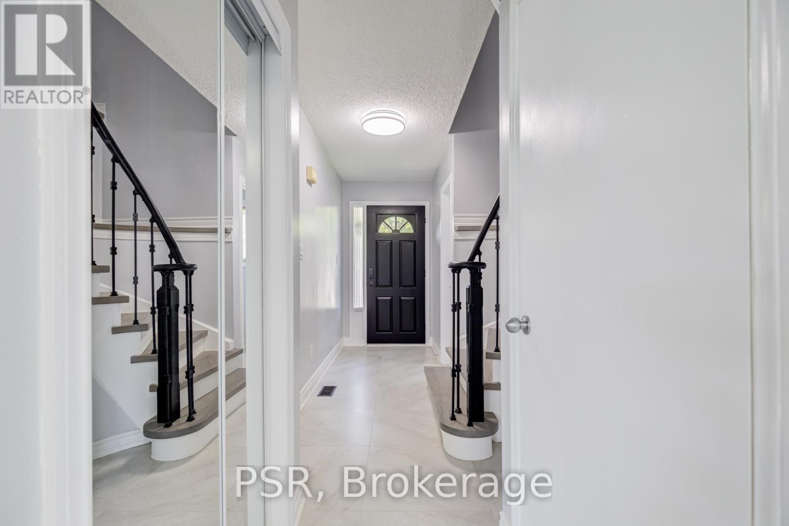 166 Adele Crescent, Oshawa, ON