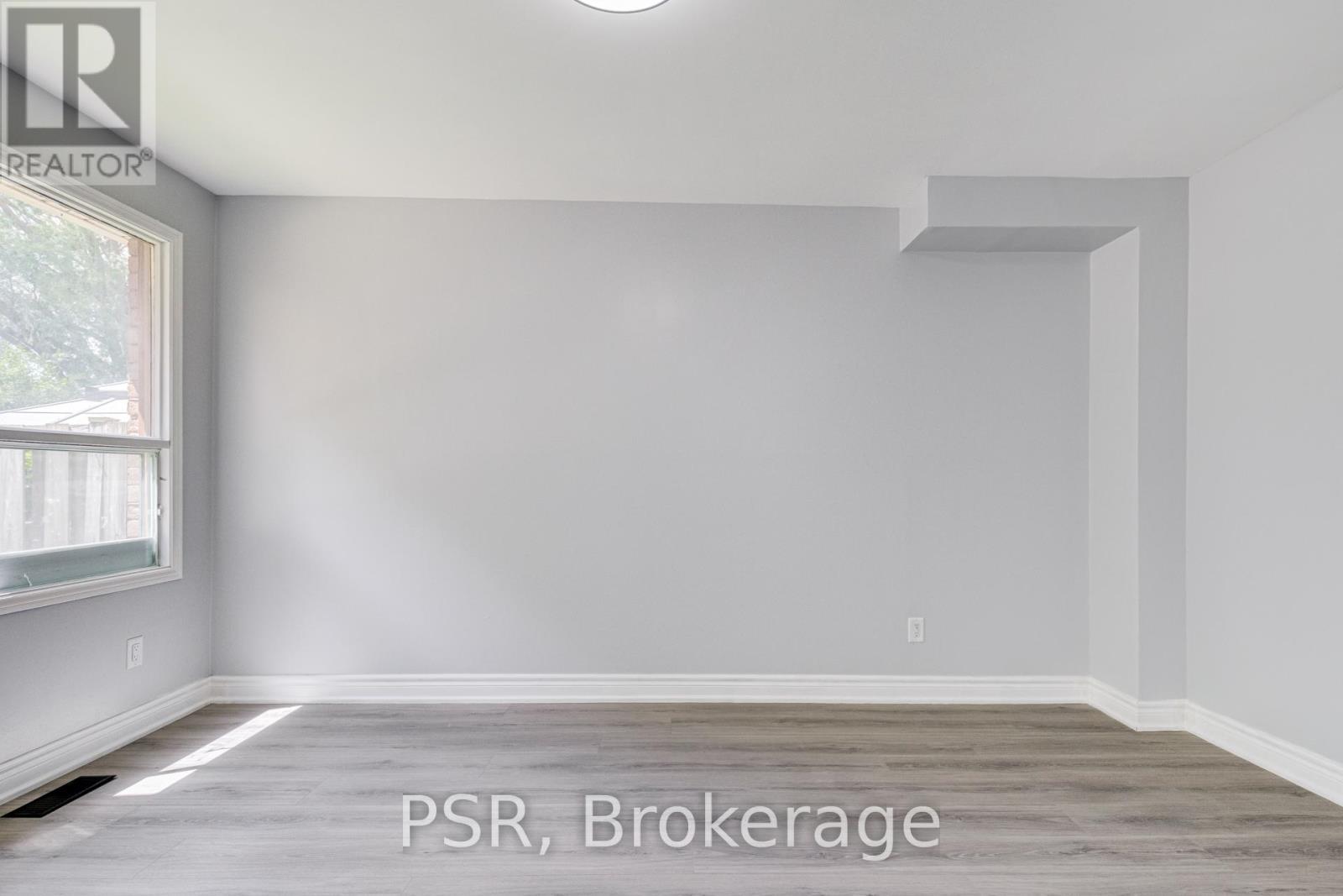 166 Adele Crescent, Oshawa, ON