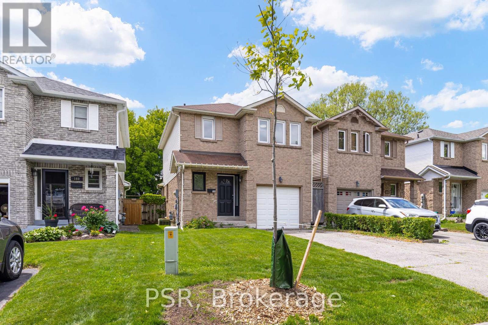 166 Adele Crescent, Oshawa, ON