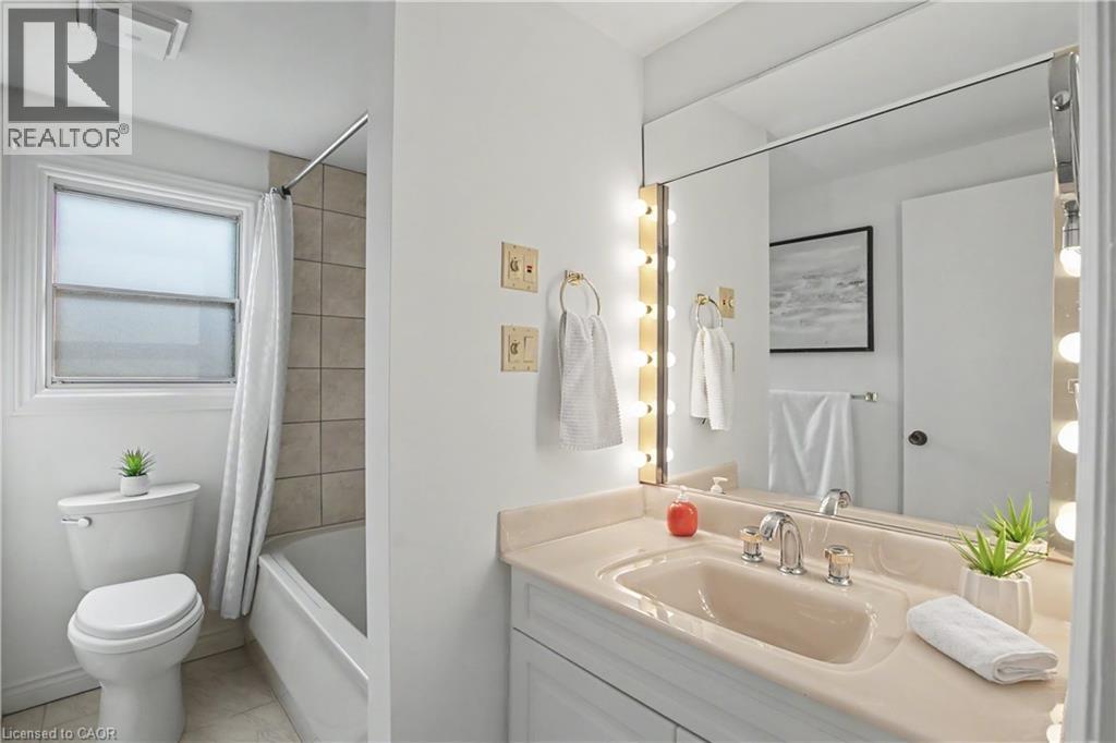 73 Appleford Road, Hamilton, ON
