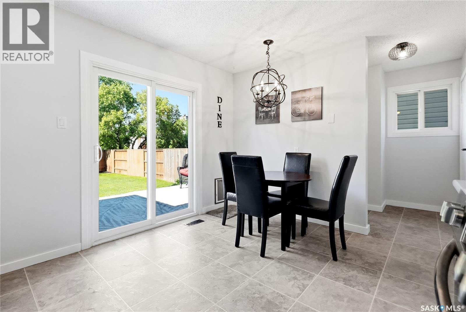 452 Lenore Drive, Saskatoon, SK