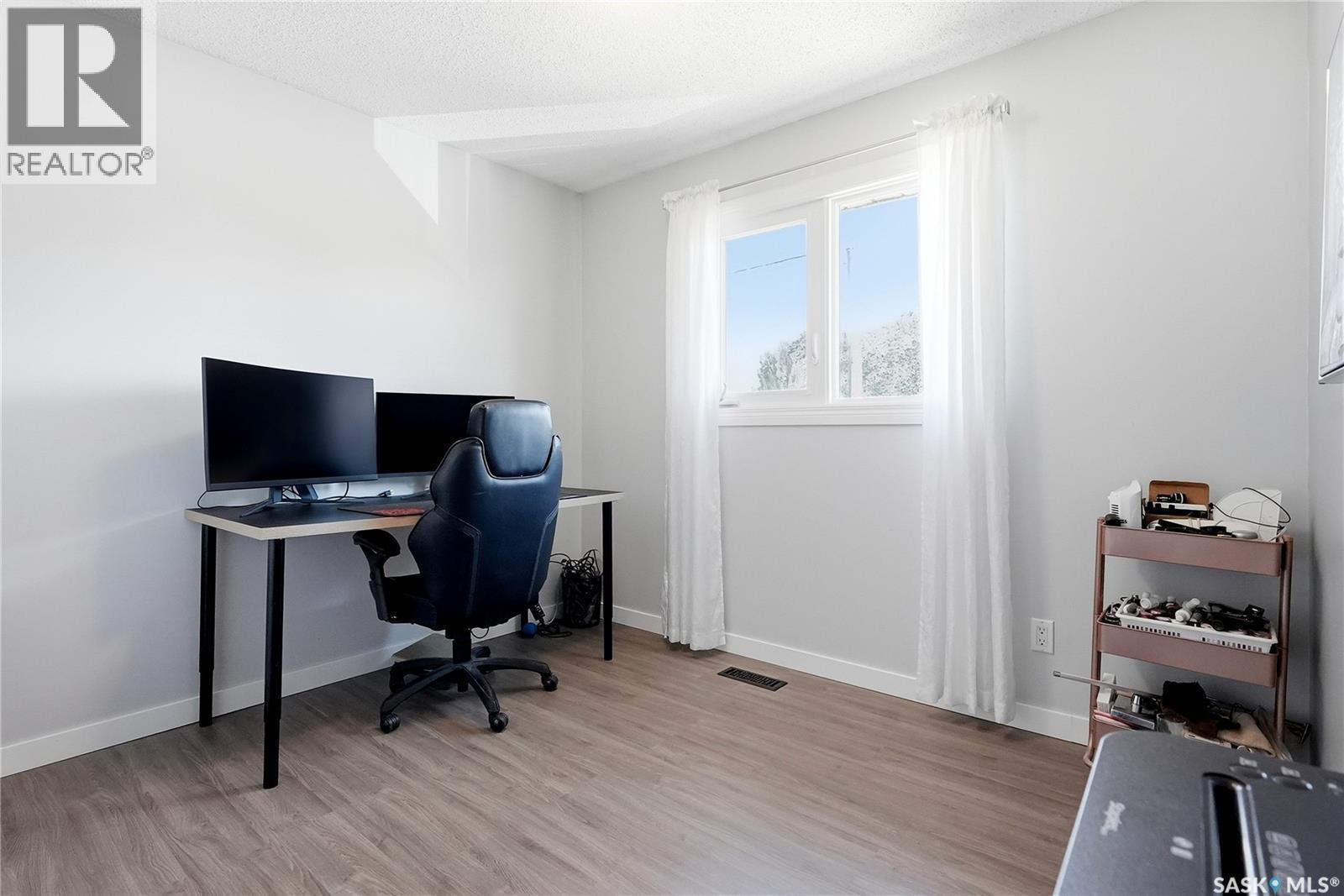 452 Lenore Drive, Saskatoon, SK