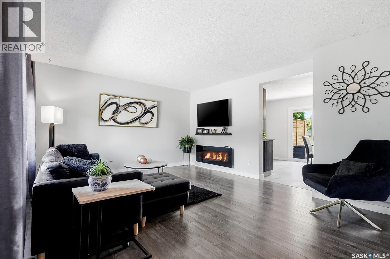 452 Lenore Drive, Saskatoon, SK