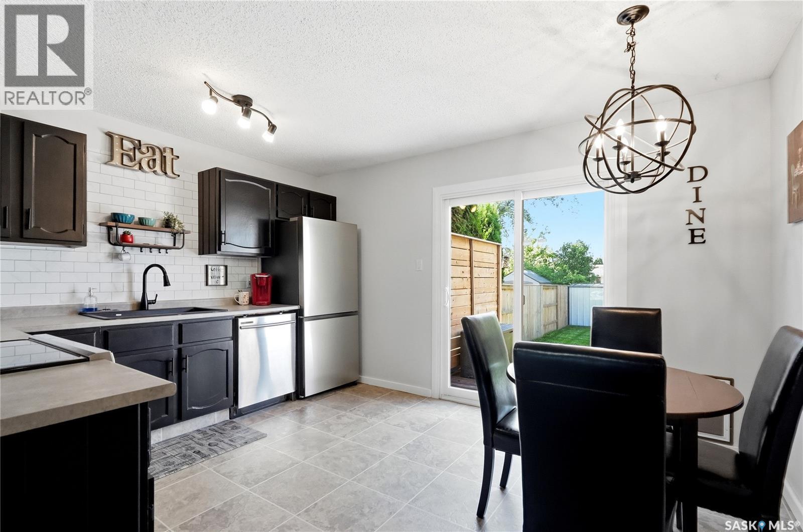 452 Lenore Drive, Saskatoon, SK