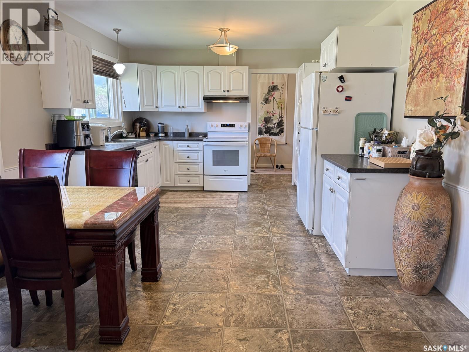 23 Tufts Crescent, Outlook, SK