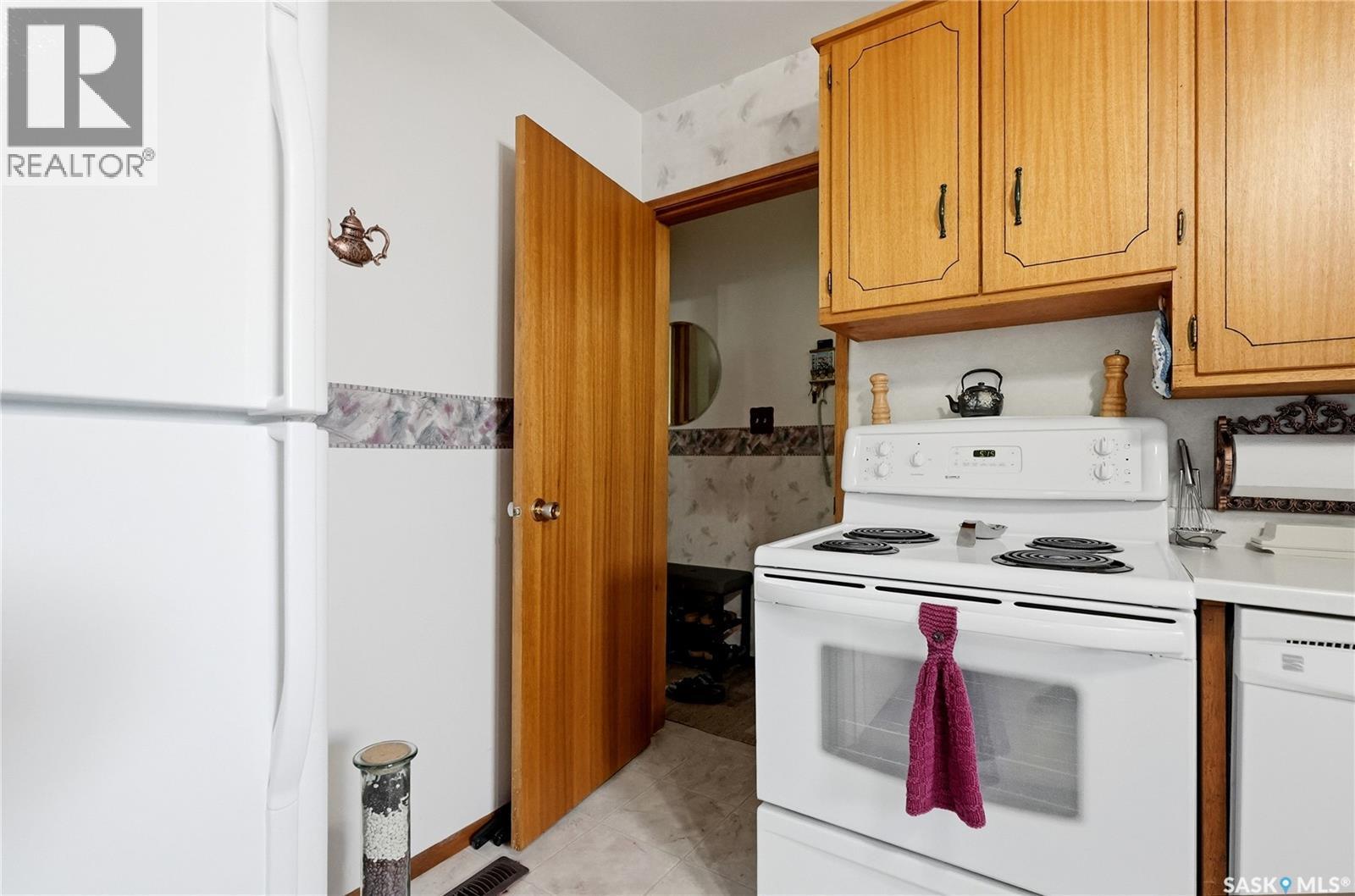 1117 5Th Street E, Saskatoon, SK
