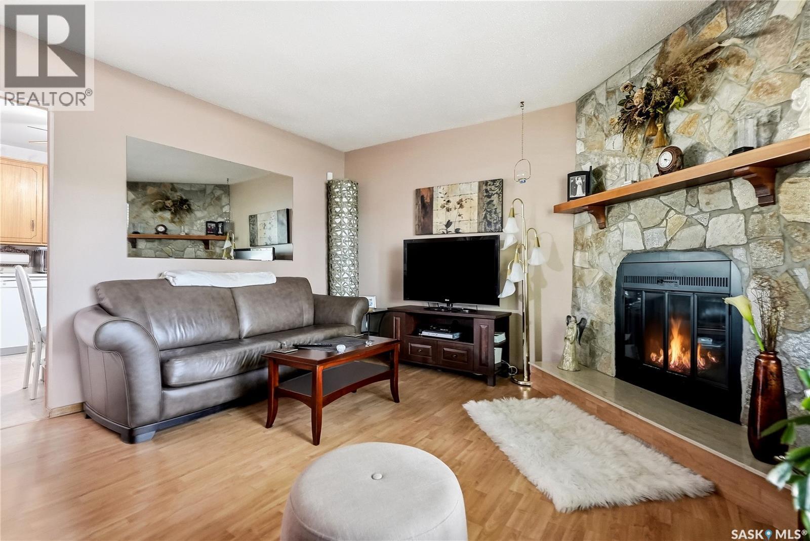 1117 5Th Street E, Saskatoon, SK