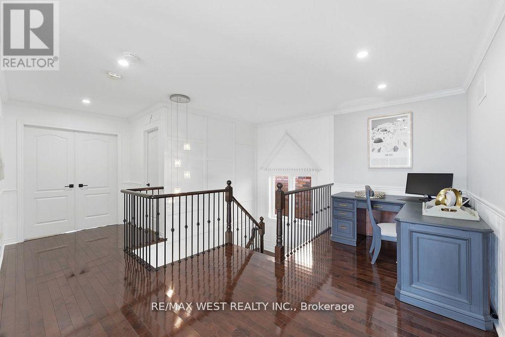 127 Ozner Crescent, Vaughan, ON