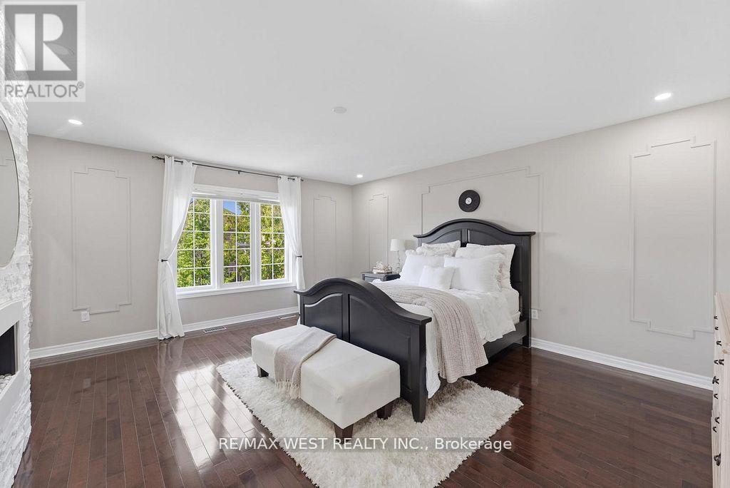127 Ozner Crescent, Vaughan, ON