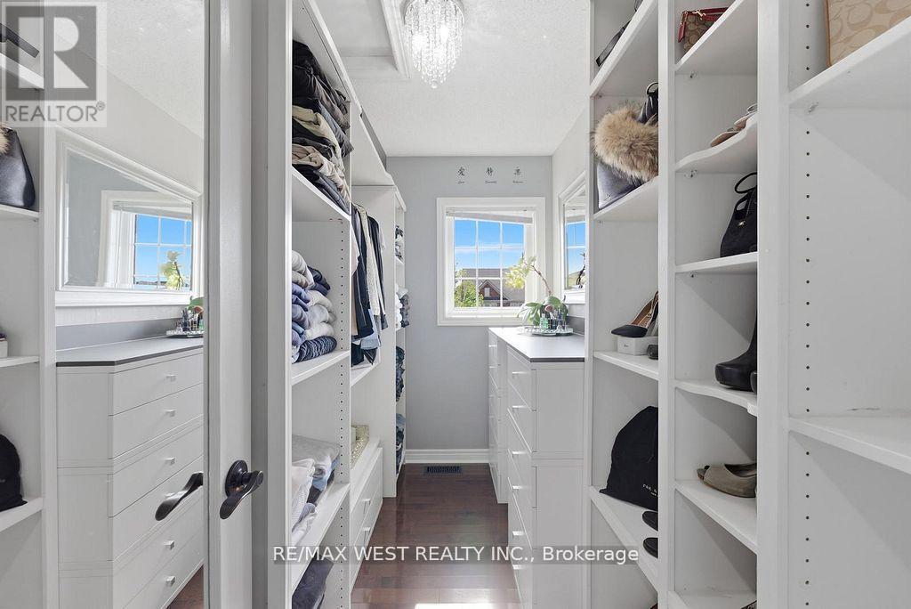 127 Ozner Crescent, Vaughan, ON