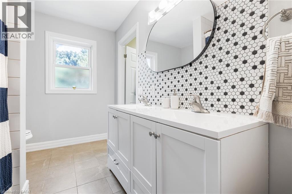 630 Drury Lane Unit# Upper, Burlington, ON
