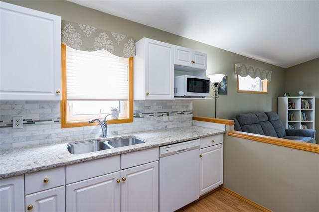 274 Barnes St, Winnipeg, MB