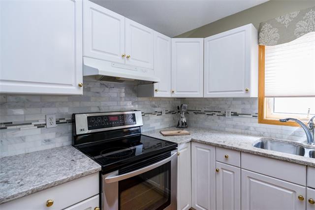 274 Barnes St, Winnipeg, MB