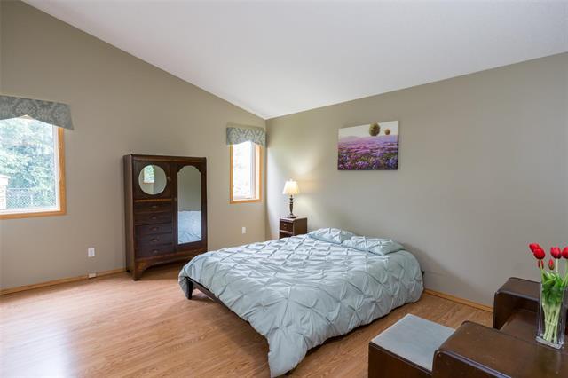 274 Barnes St, Winnipeg, MB