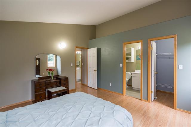 274 Barnes St, Winnipeg, MB
