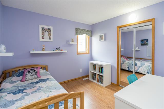 274 Barnes St, Winnipeg, MB