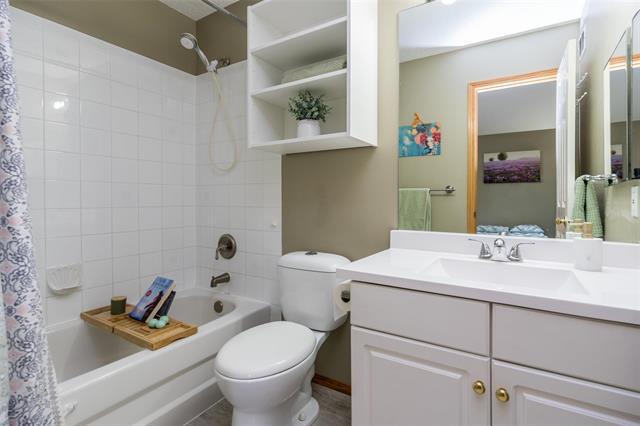 274 Barnes St, Winnipeg, MB