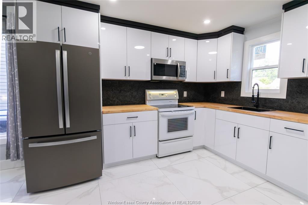629 Stanley, Windsor, ON
