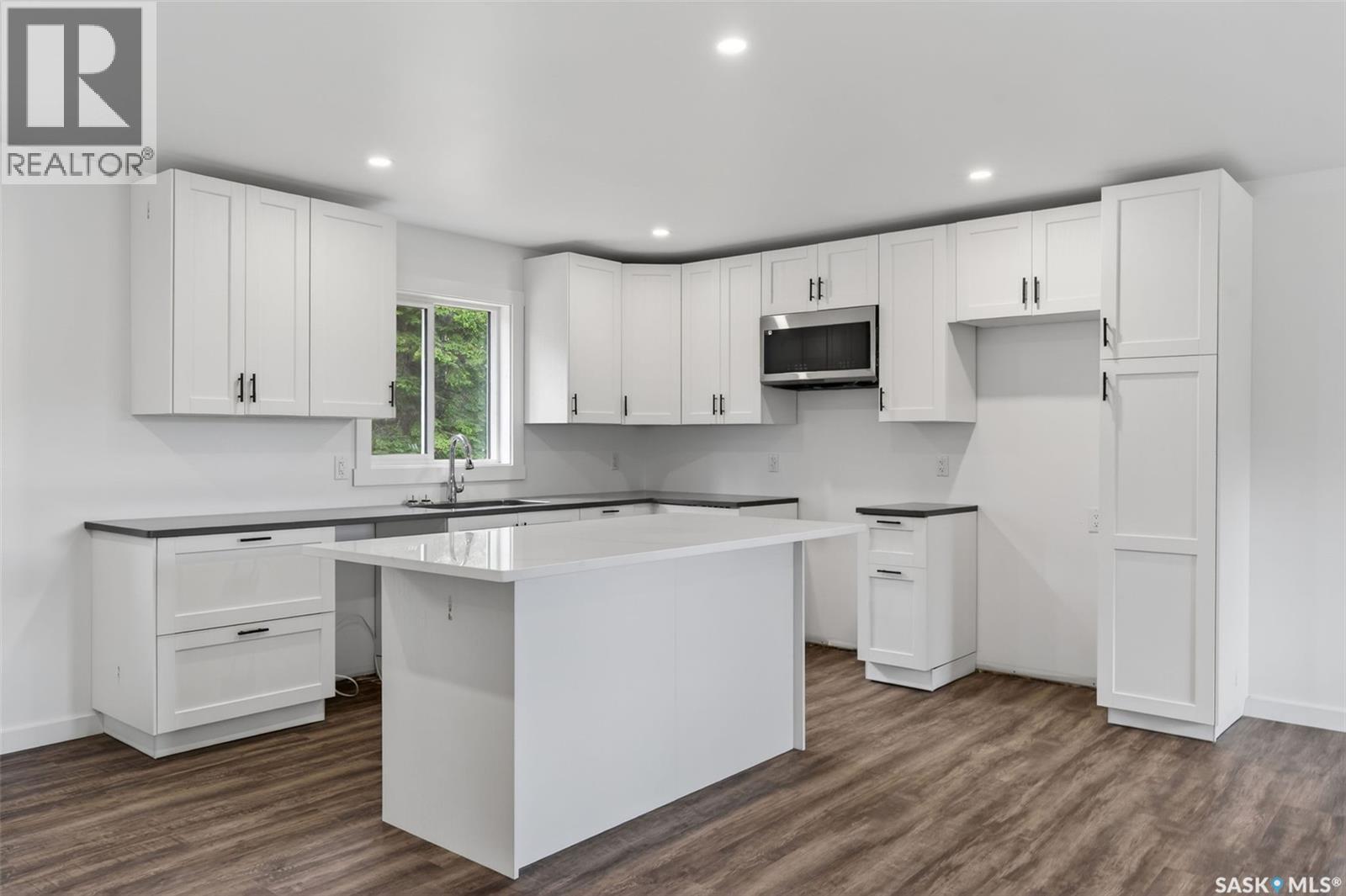 209 Central Avenue S, Christopher Lake, SK