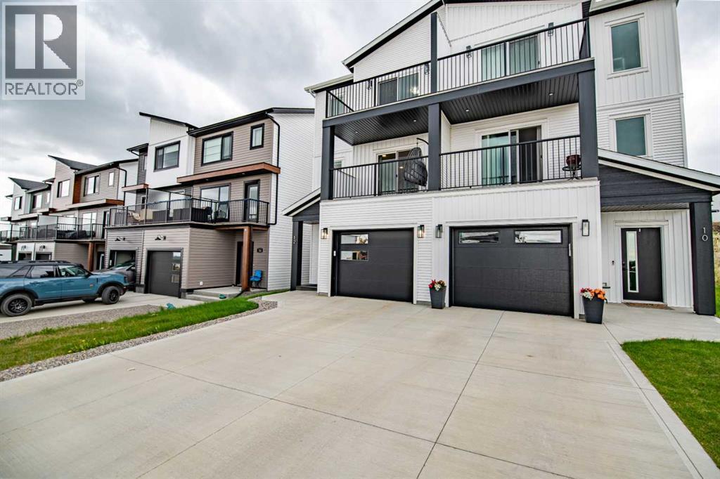 12 Vincent Gate, Sylvan Lake, AB